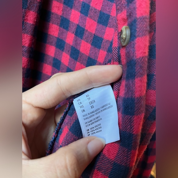 Women’s American Eagle Soft Flannel Blue Red Check Button Up Shirt XS - Picture 5 of 6